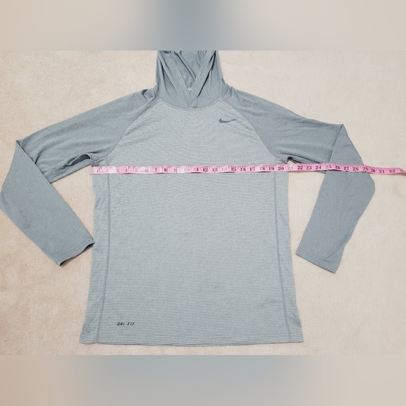 Nike Hoodie Unisex Gray Pullover Long Sleeve Lightweight Dri Fit Size Medium - Picture 5 of 9